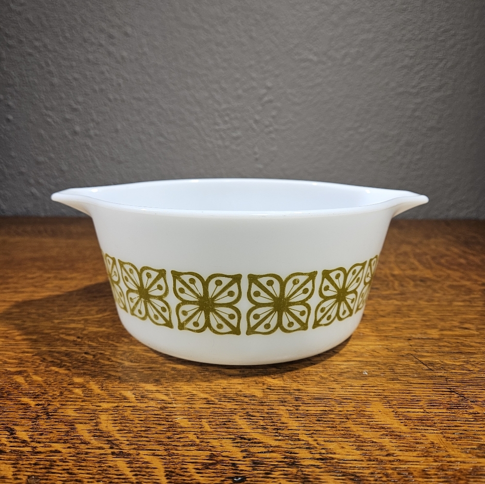 PYREX Autumn Floral Verde Casserole Dish 474-B 1.5 QT